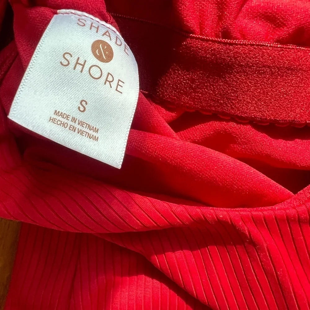 Shade & Shore Vibrant Red One-Shoulder Ribbed Size Small Swimsuit (4-6)